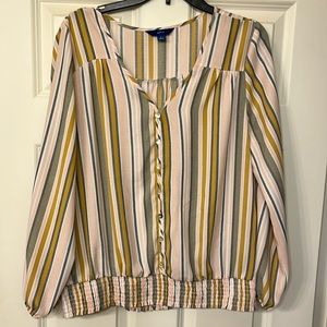 Cute, casual blouse, perfect for a spring or summer night out